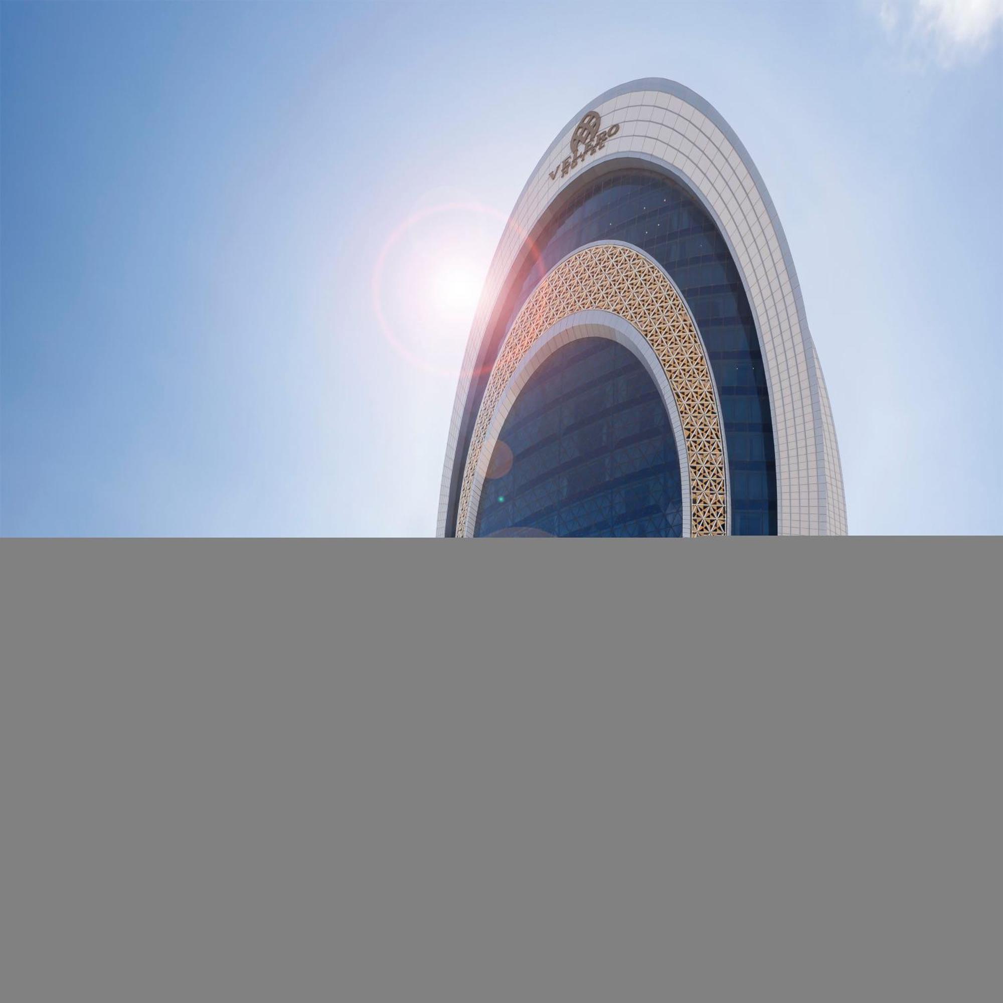 Velero Hotel Doha Lusail 외부 사진 The entrance of the mosque