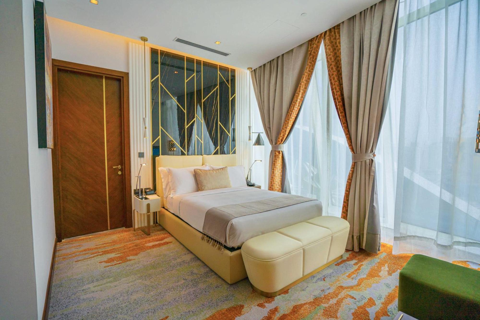 Velero Hotel Doha Lusail 외부 사진 A bedroom at the hotel