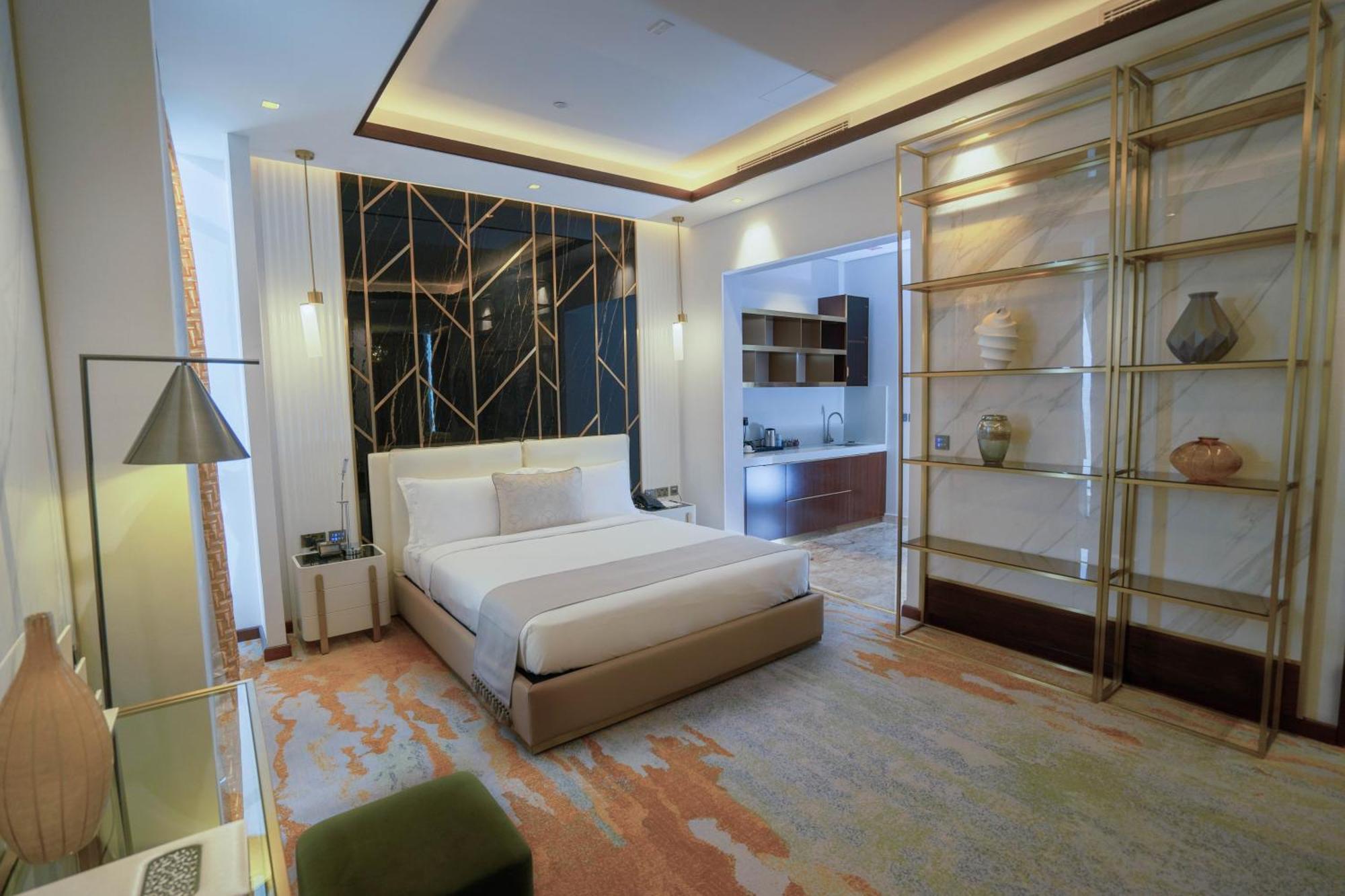 Velero Hotel Doha Lusail 외부 사진 A bedroom at the hotel